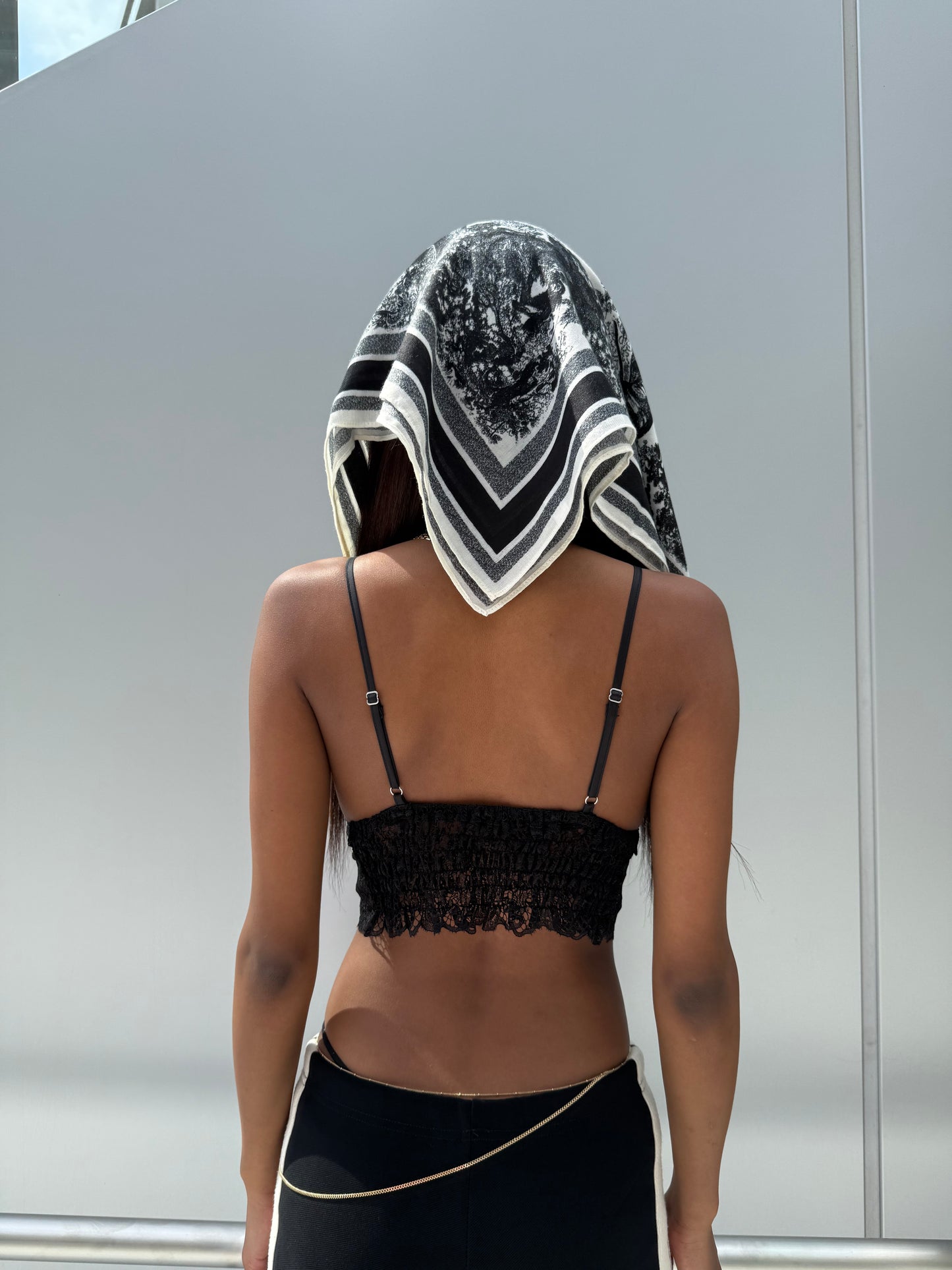 BACK GATHER LACE Bustier