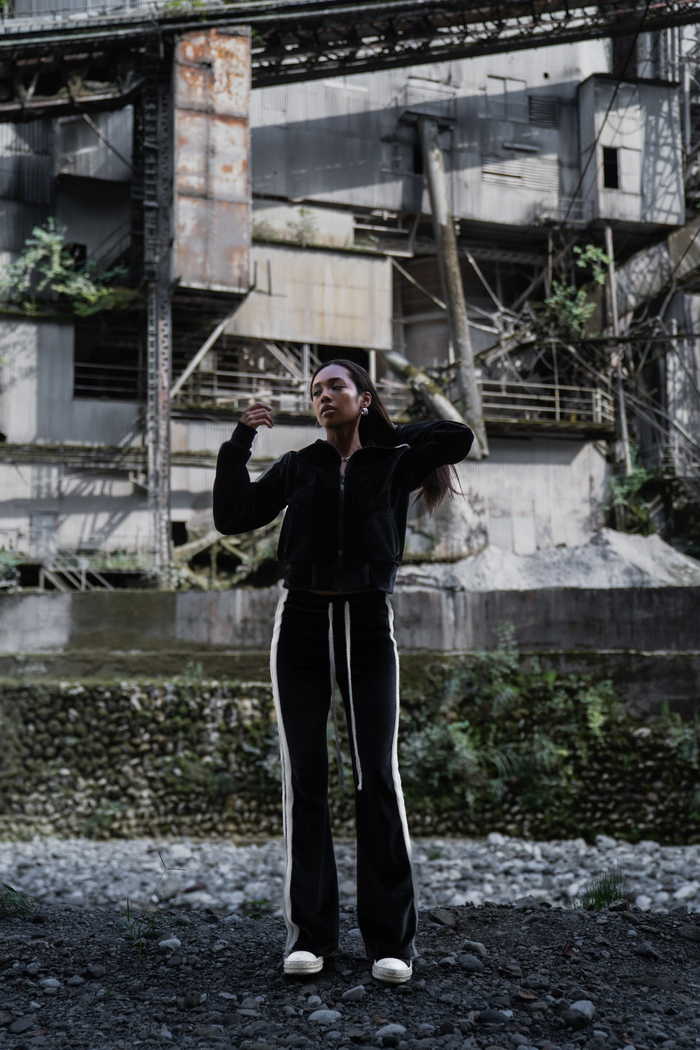 【MEN】BOLD LINE TRACK VELOUR SETUP