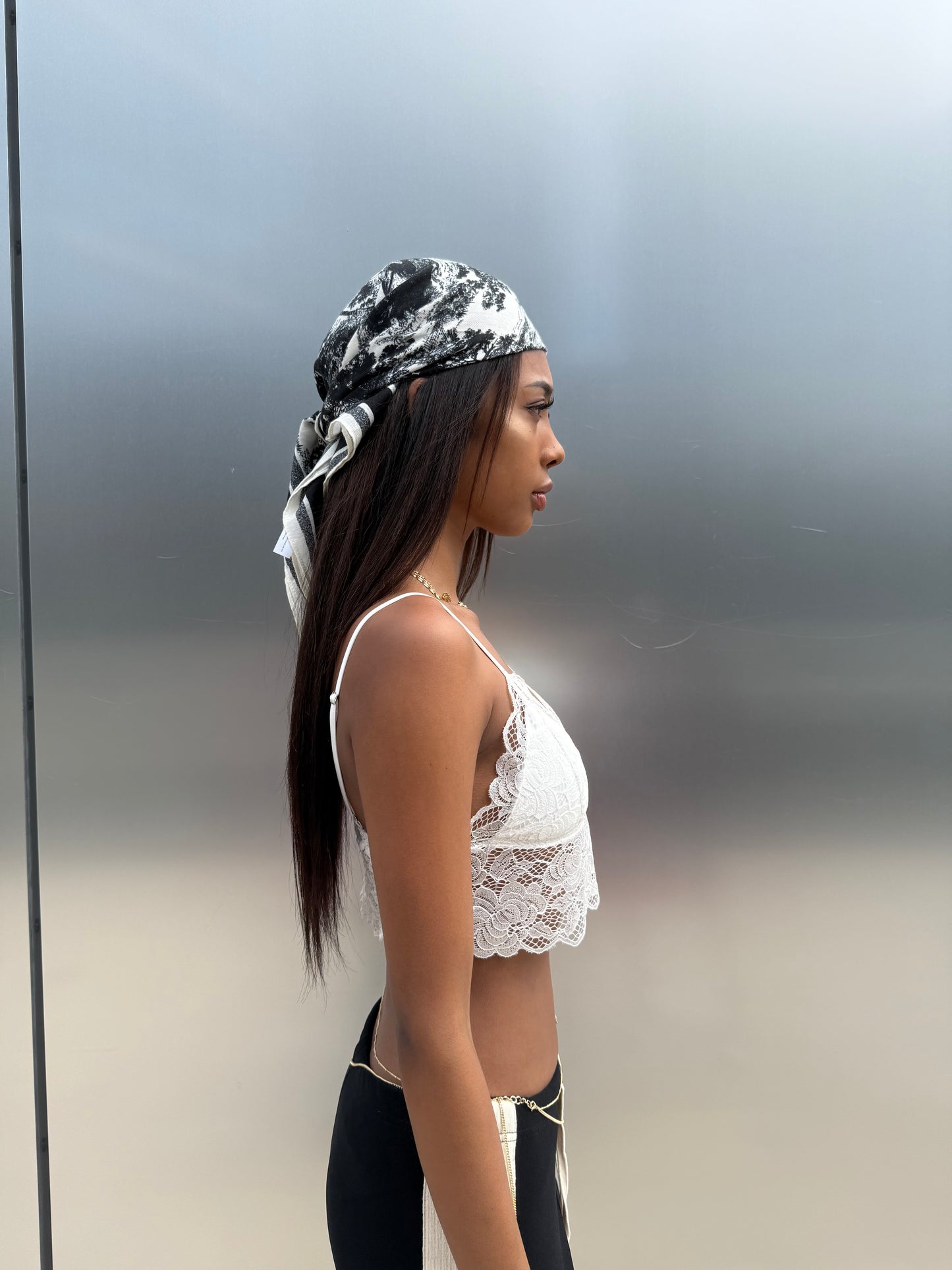 BACK GATHER LACE Bustier