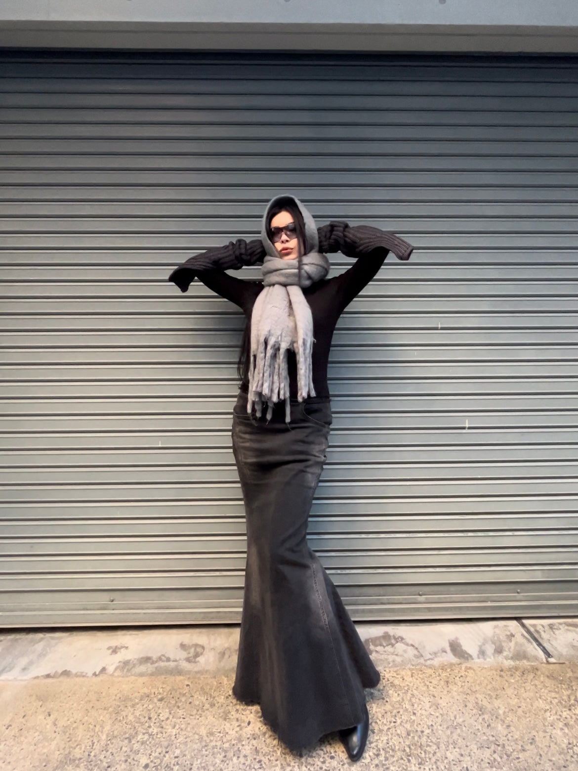 WAVY KNIT ARM WARMERS