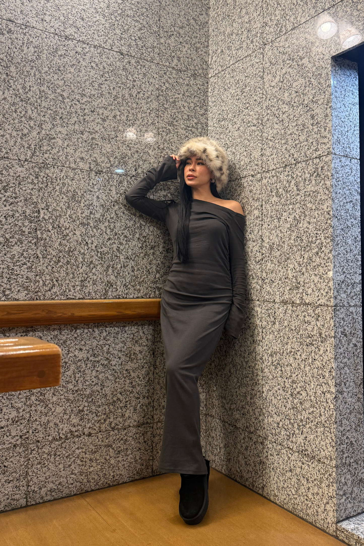 ONE SHOULDER GATHER O/P