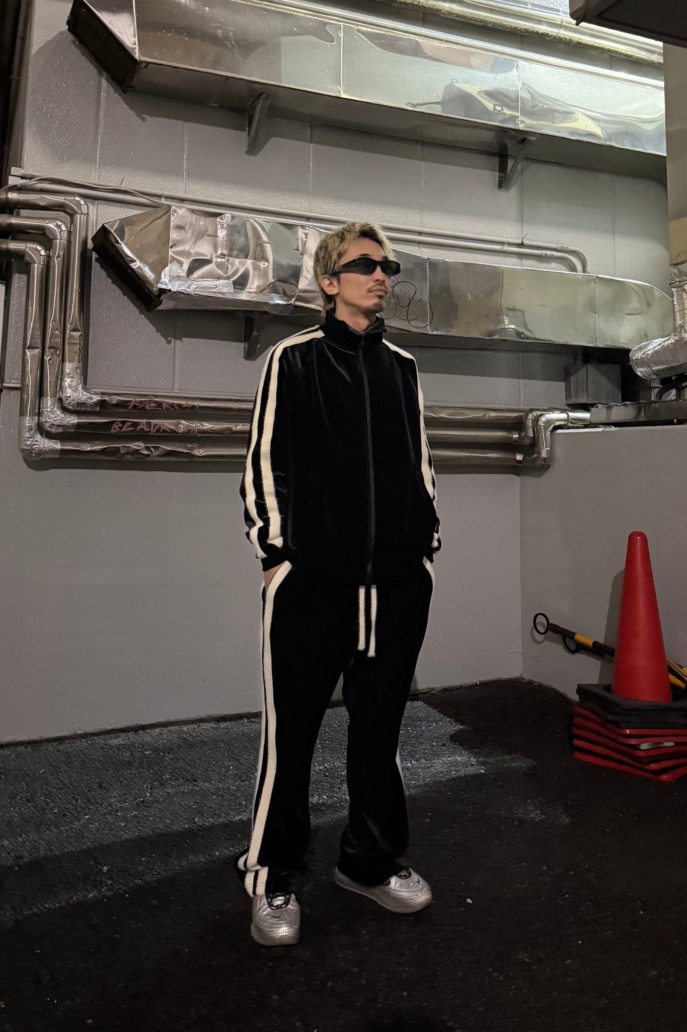 BOLD LINE TRACK VELOUR SETUP/MEN