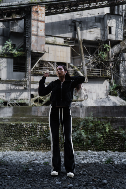 【MEN】BOLD LINE TRACK VELOUR SETUP